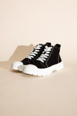 CRAYON-G Lace Up Sneakers(Crayon G Lace Up Sneakers)