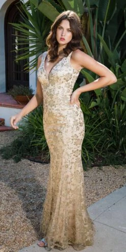 Eureka 9706 Sequin Embellished Long Fitted Gown(Eureka 9706 Sequin Embellished Long Fitted Gown)