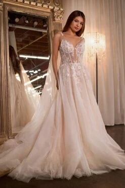 Ladivine CDS476W Long Layered Tulle & Lace Bridal Ball Gown(Ladivine Cds476w Long Layered Tulle Lace Bridal Ball Gown)