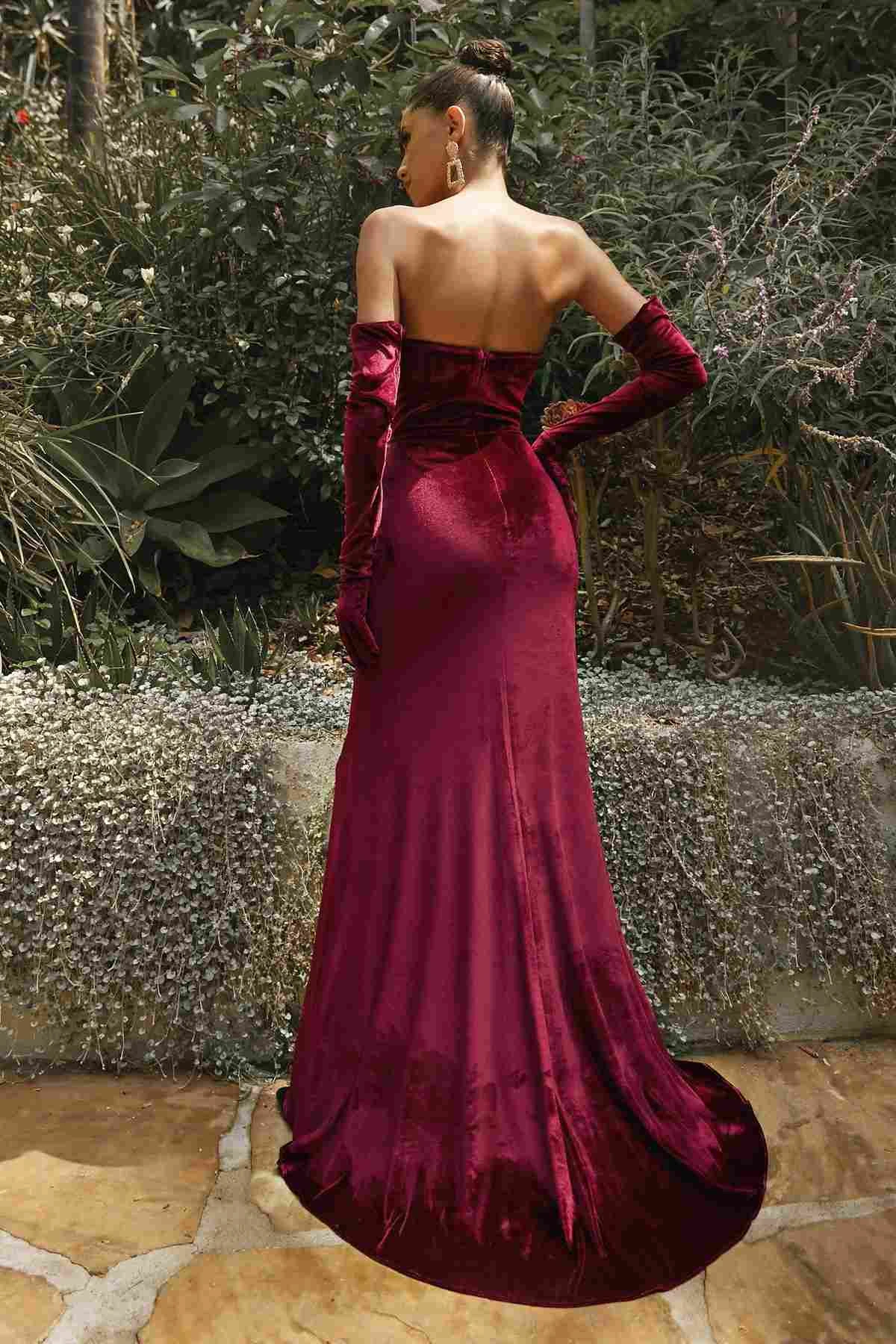 Cinderella Divine CH176 Vintage Velvet Hollywood Strapless Fitted Gown(Cinderella Divine Ch176 Vintage Velvet Hollywood Strapless Fitted Gown) 12 Cinderella Divine CH176 Vintage Velvet Hollywood Strapless Fitted Gown(Cinderella Divine Ch176 Vintage Velvet Hollywood Strapless Fitted Gown) - Image 10