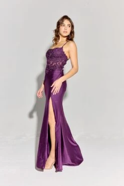 Eureka EK129 Long Boat Neckline Fitted Floral Applique Gown(Eureka Ek129 Long Boat Neckline Fitted Floral Applique Gown) -Dress Promotion Store EK129 eureka fashion plum side